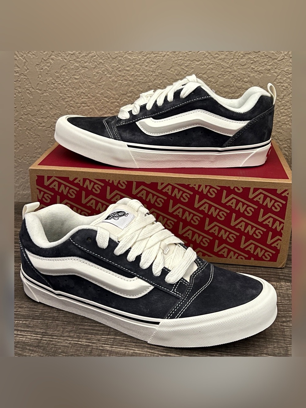 Vans Men’s Knu Skool Black & White Shoes Size-10